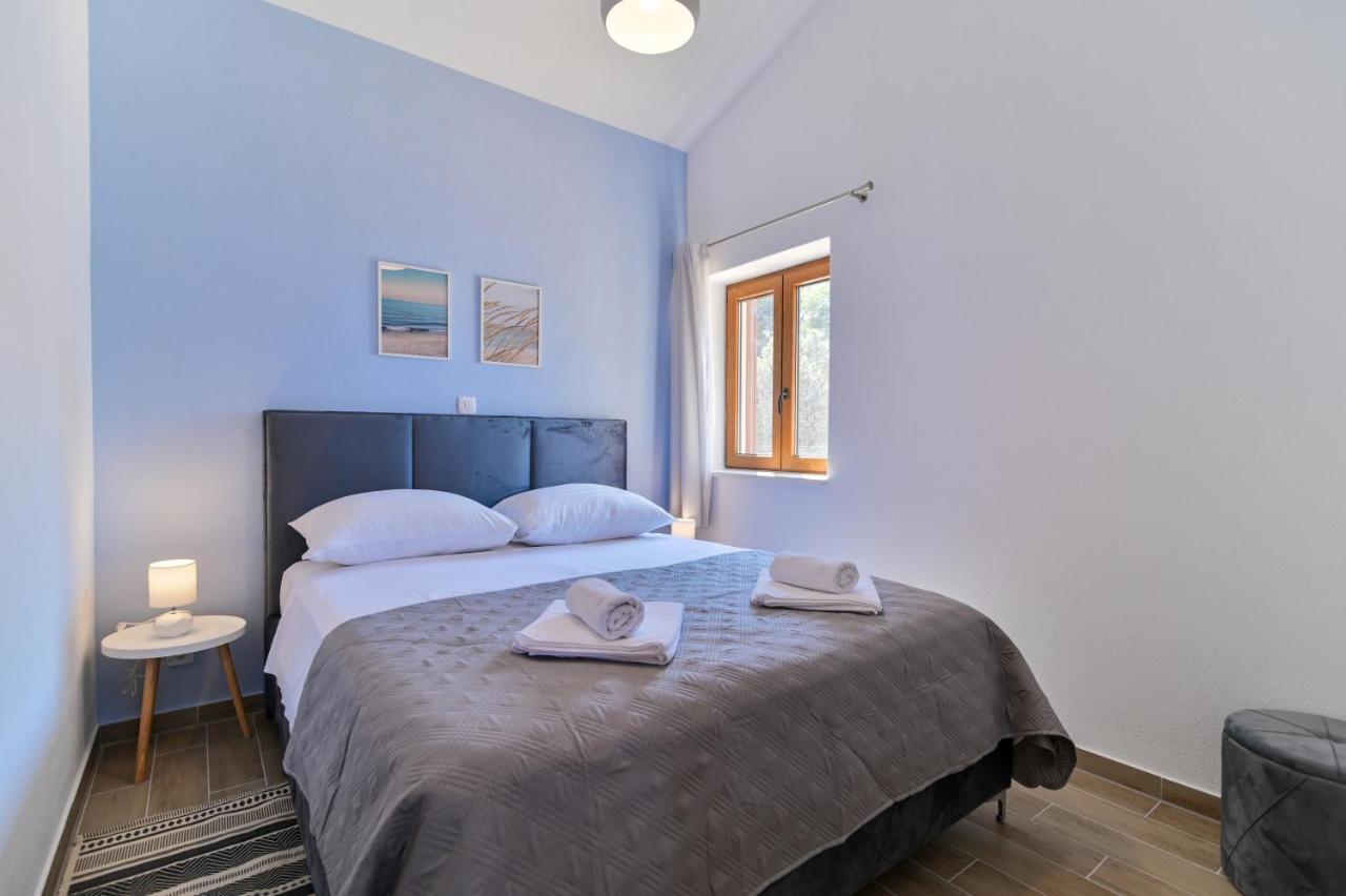 Villa Rudini With Heated Pool Okrug Gornji Dış mekan fotoğraf