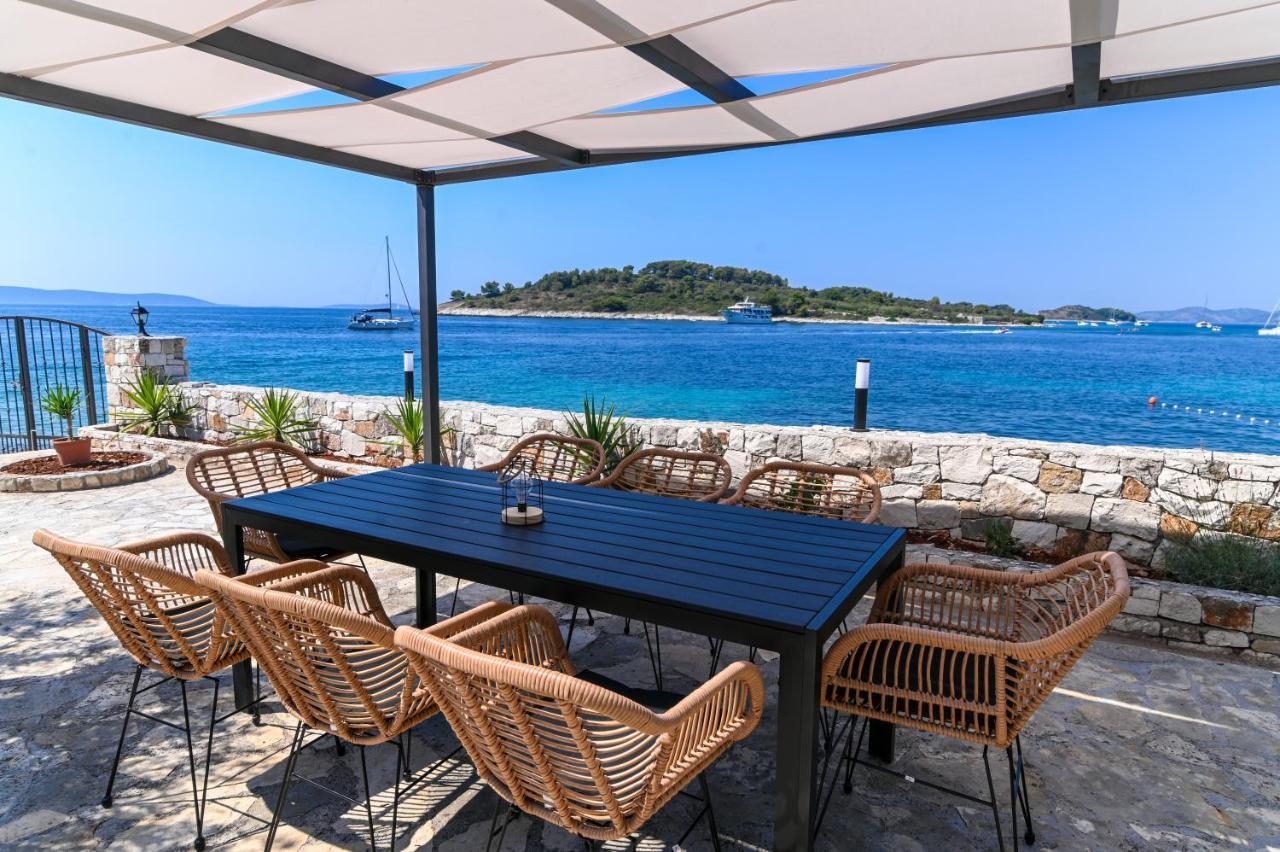 Villa Rudini With Heated Pool Okrug Gornji Dış mekan fotoğraf