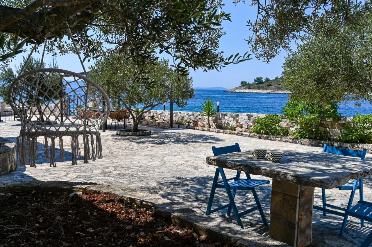 Villa Rudini With Heated Pool Okrug Gornji Dış mekan fotoğraf
